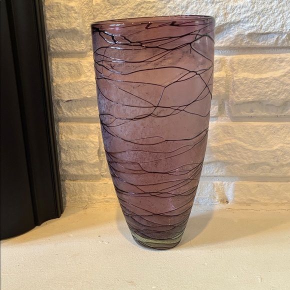 Elegant Purple Glass Vase - Picture 1 of 5